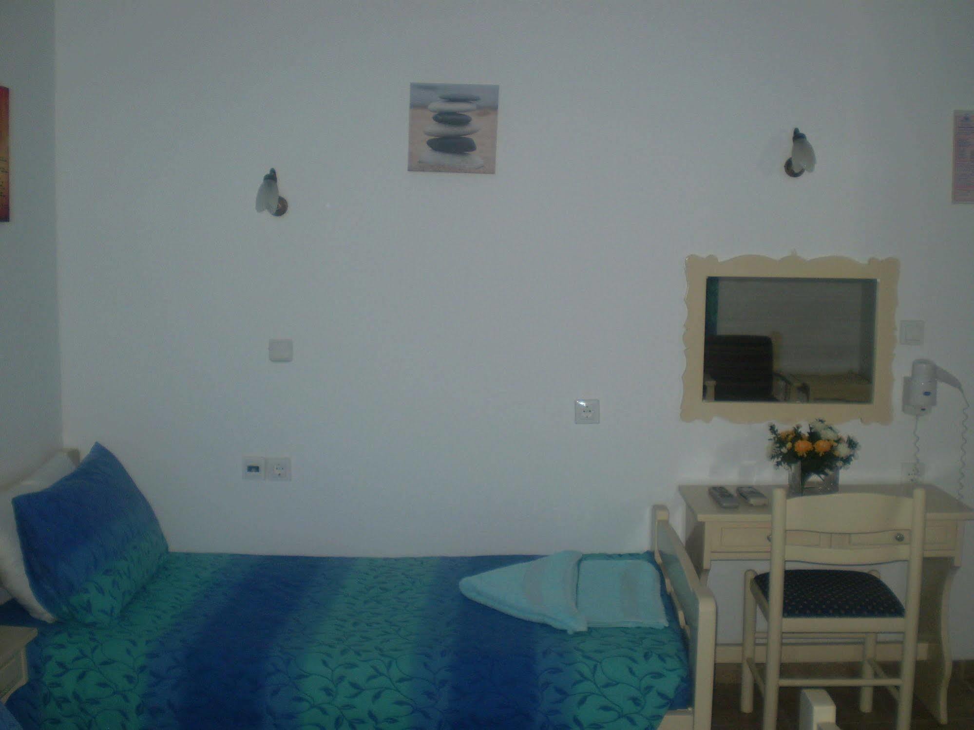 Galini Pension Chora Exterior foto