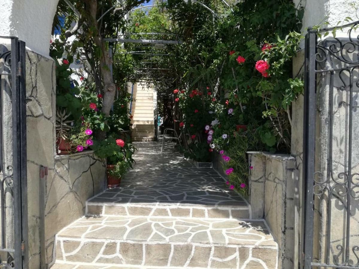 Galini Pension Chora Exterior foto